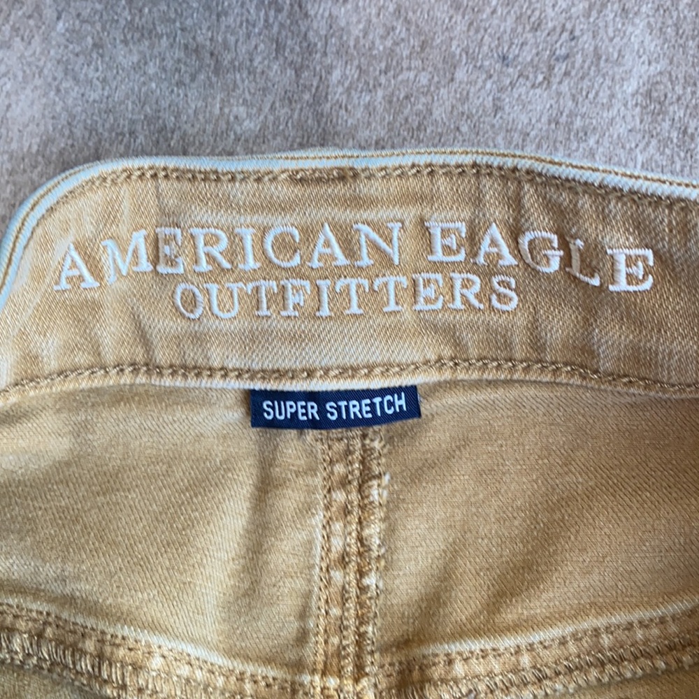 American Eagle Super Stretch Tan Denim Shorts | 6 - Picture 3 of 8